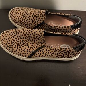 Dr. Scholl's Tan and Black Leopard Print Sneakers